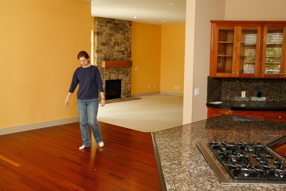 100425 HouseHunting 386