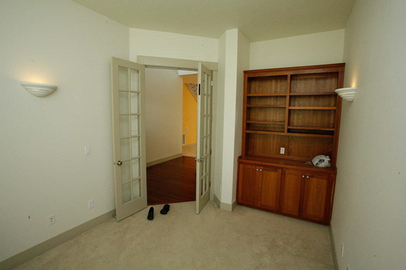 100425 HouseHunting 432